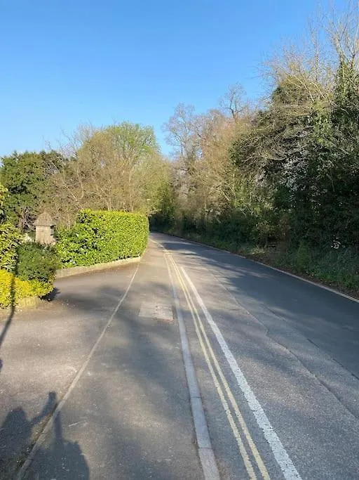Beautiful 2 Bed Apartment In Bath - Free Onsite Parking United Kingdom